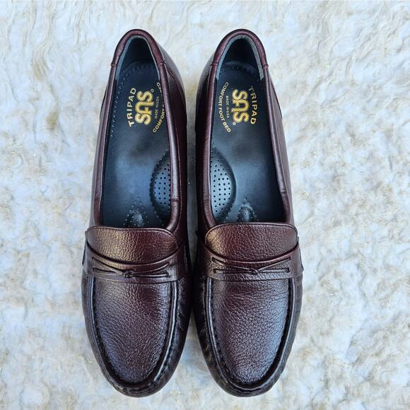 Burgundy Leather Loafer SAS Easier Size 8.5 S Tripad Comfort Red Moccasins EUC - Picture 11 of 13